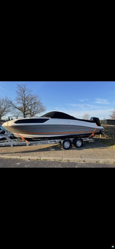 Bayliner VR6 Cuddy