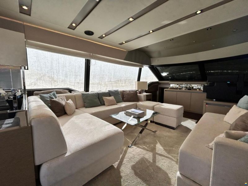 Prestige 680 Fly