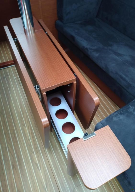 Hanse 348