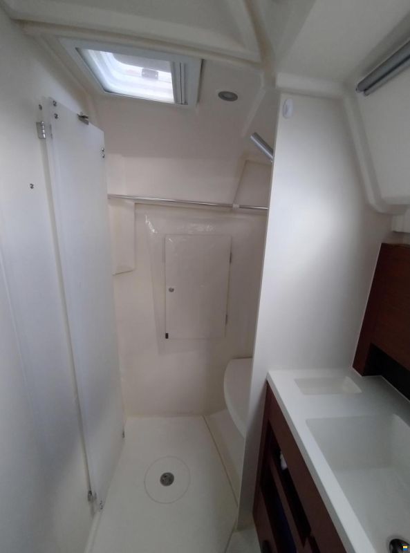 Hanse 348