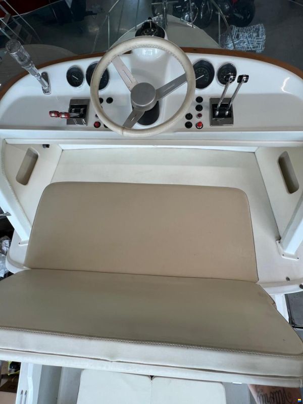 Riva Sportfisherman 25