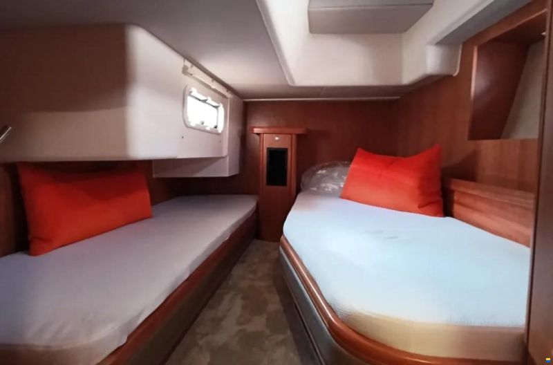 Moody 54 DS - Decksaloon