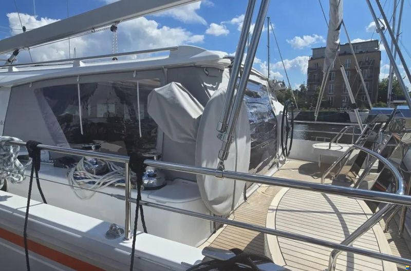 Moody 54 DS - Decksaloon