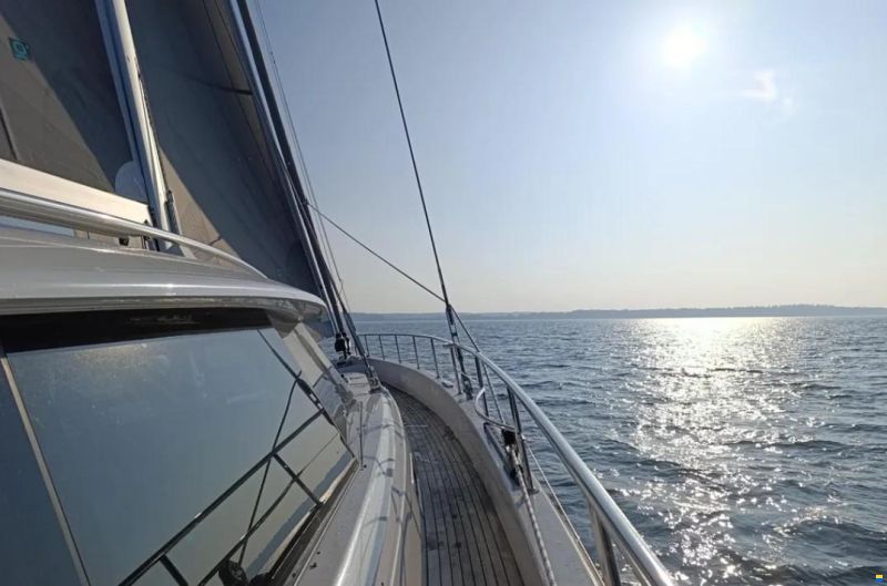 Moody 54 DS - Decksaloon