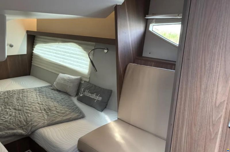 Sealine C330