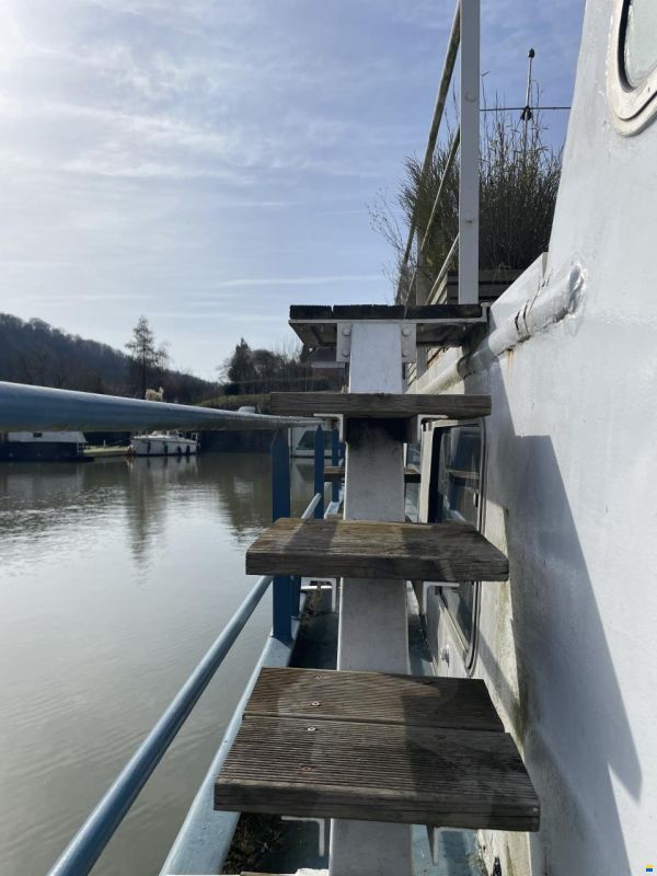 Bateau de plaisance - bateau habitation