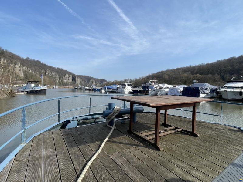 Bateau de plaisance - bateau habitation