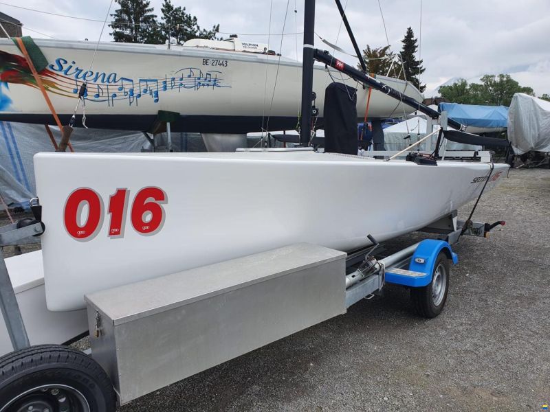 Melges 20