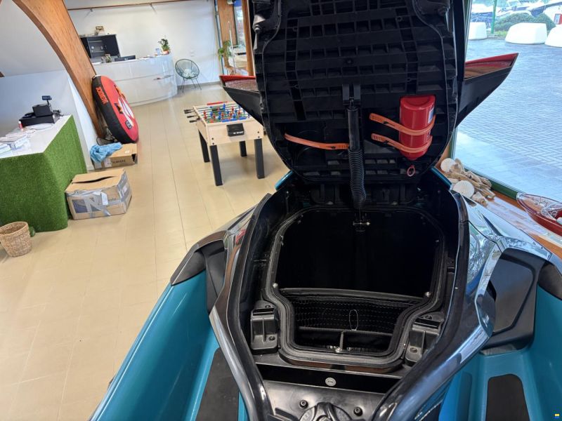 Sea-Doo Wake Pro 230
