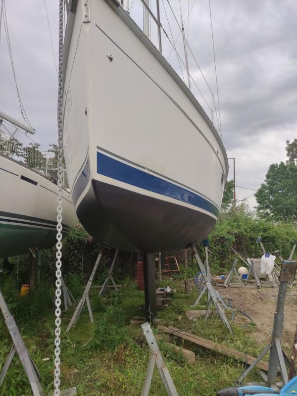 Hunter Marine 36