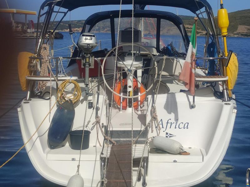 Hunter Marine 36