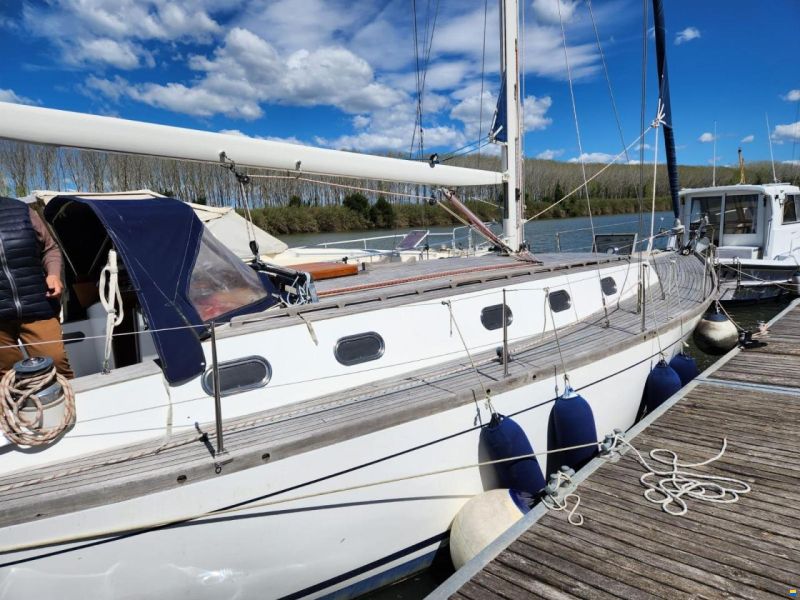 Sloop 12