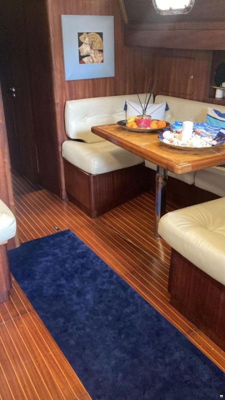 Sloop 12