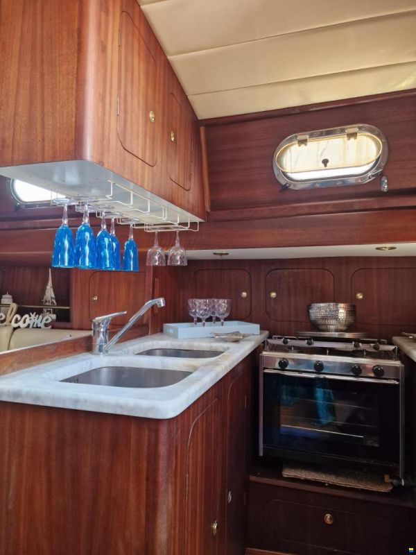 Sloop 12