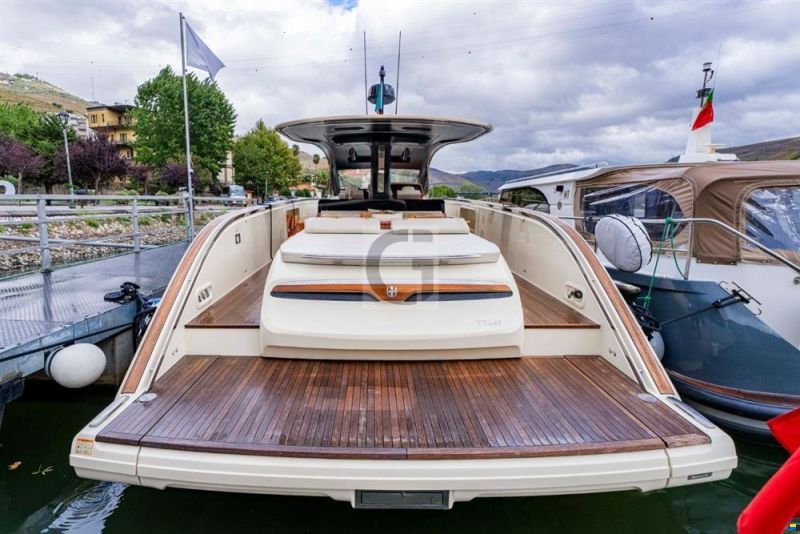 Invictus TT460