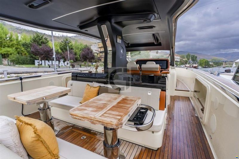 Invictus TT460