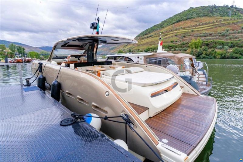 Invictus TT460