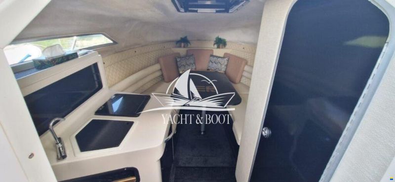 Chaparral Signature 240