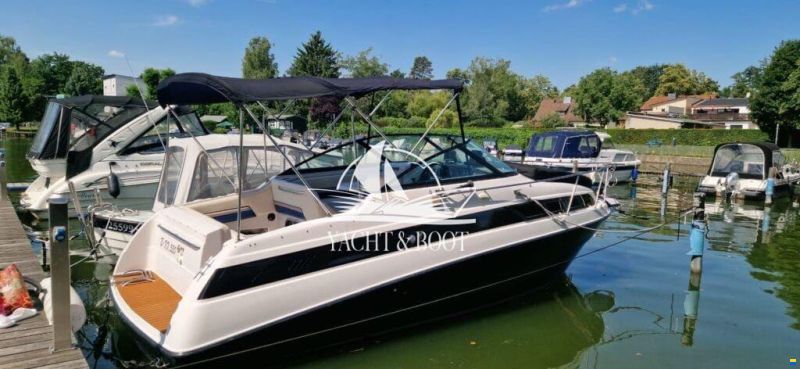 Chaparral Signature 240