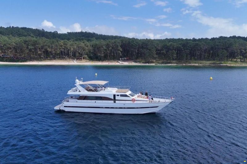 Cantieri di Pisa Akhir 22