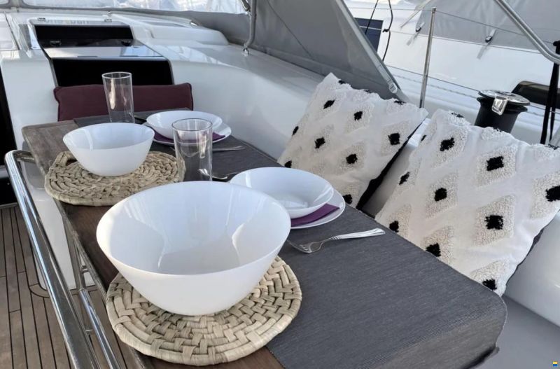 Hanse 508