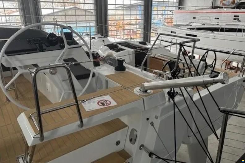 Hanse 460