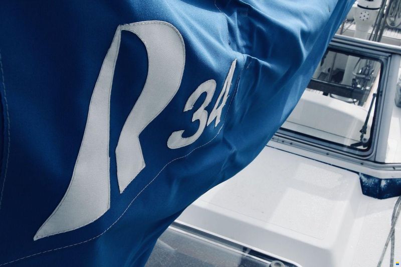 Hallberg-Rassy 34