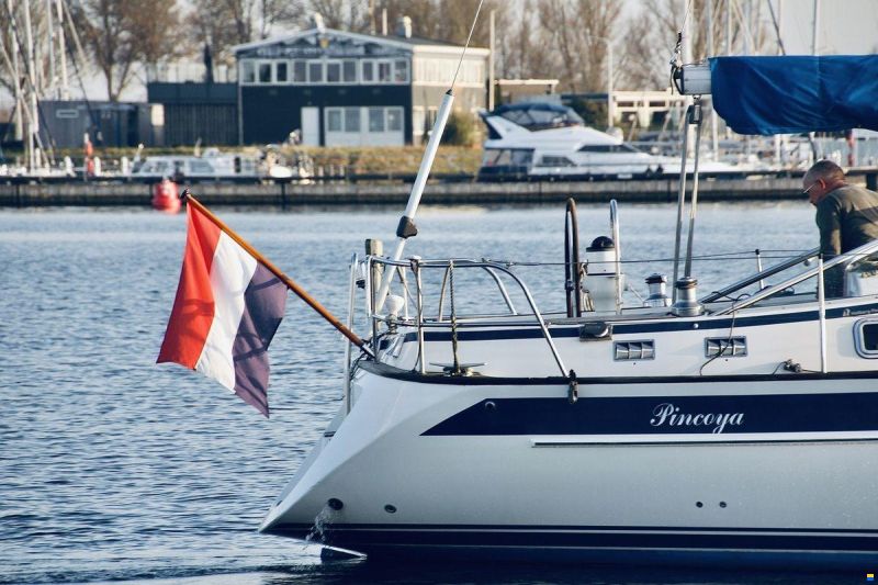 Hallberg-Rassy 34