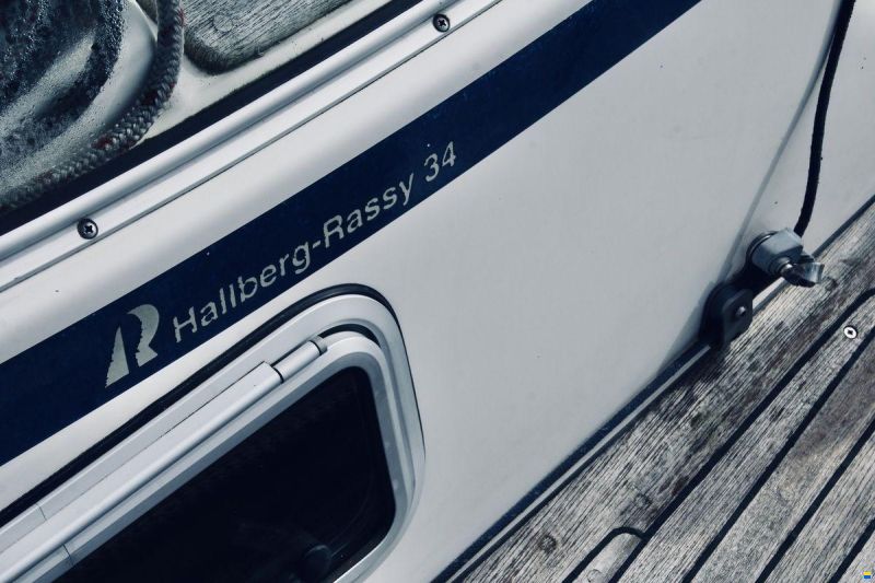 Hallberg-Rassy 34