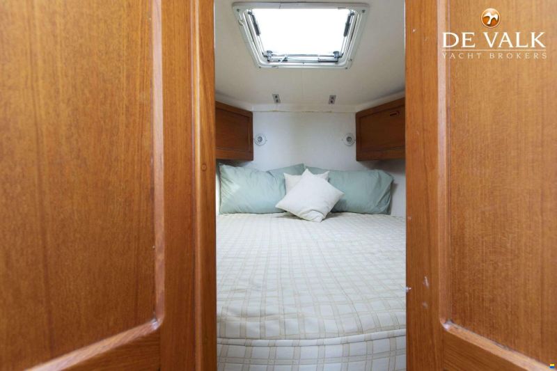 Riviera 33 Flybridge