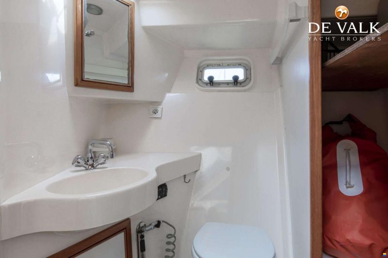 Riviera 33 Flybridge