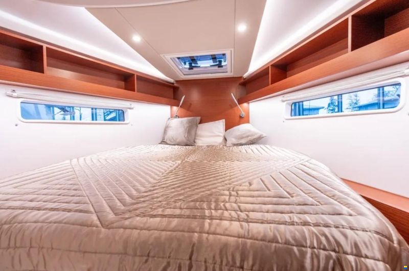 Hanse 410