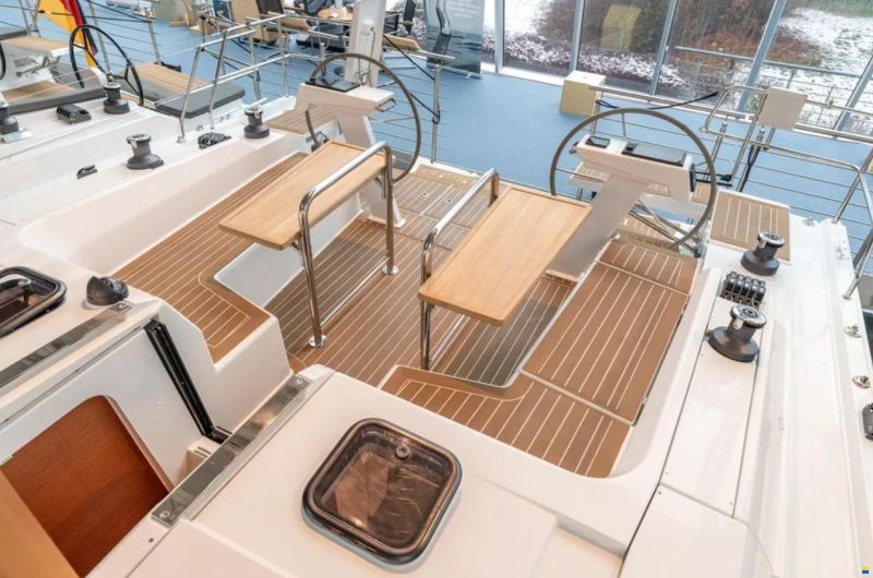 Hanse 410