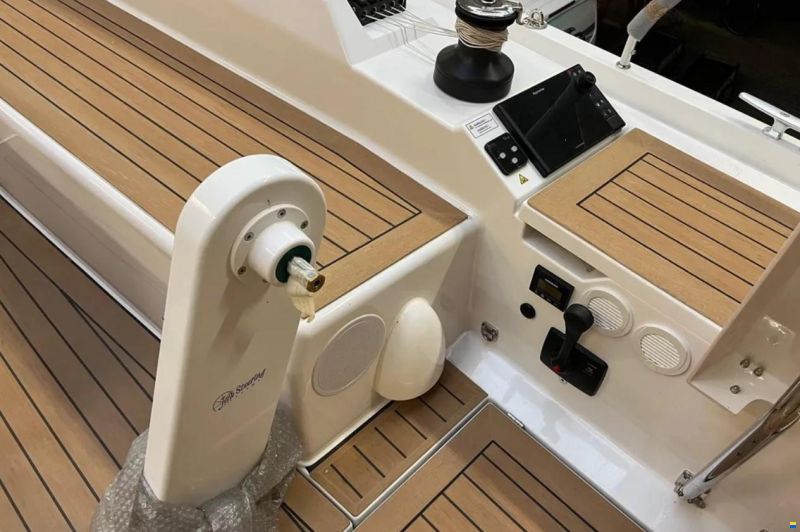 Hanse 410