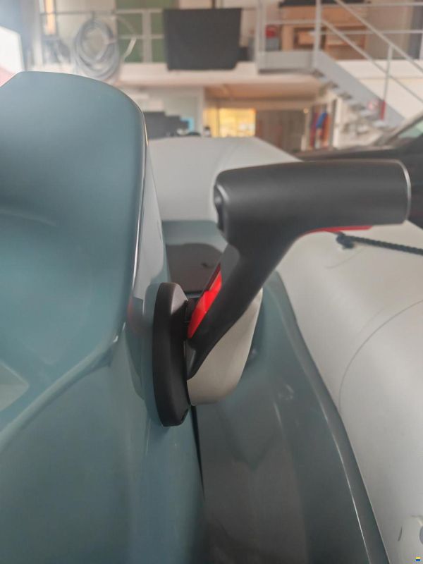 Bombard Explorer 420