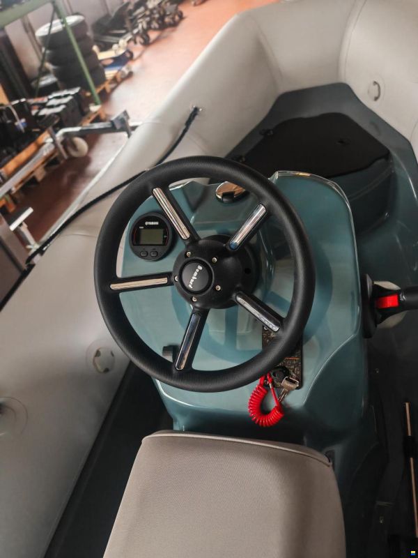 Bombard Explorer 420