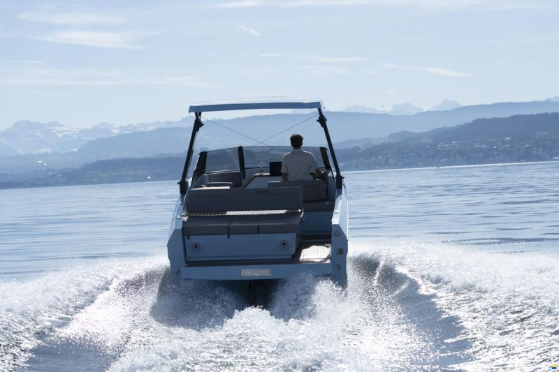 Ganz Boats Ovation 7X Open