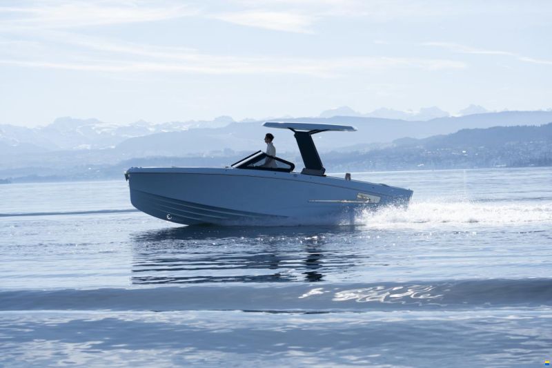 Ganz Boats Ovation 7X Open