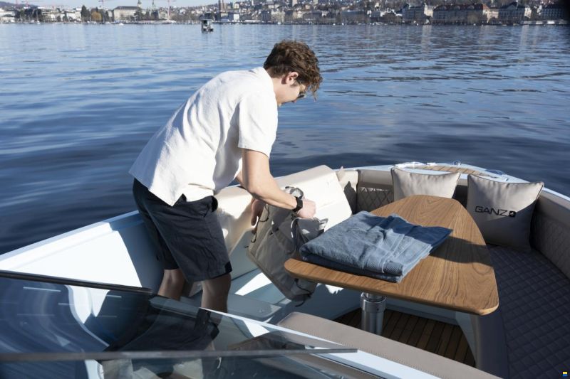 Ganz Boats Ovation 7X Open