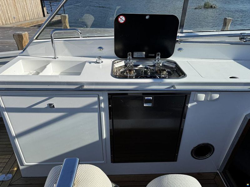 Delta Powerboats 33 Open