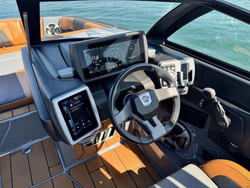 Malibu MXZ 23 M6Di Monsoon