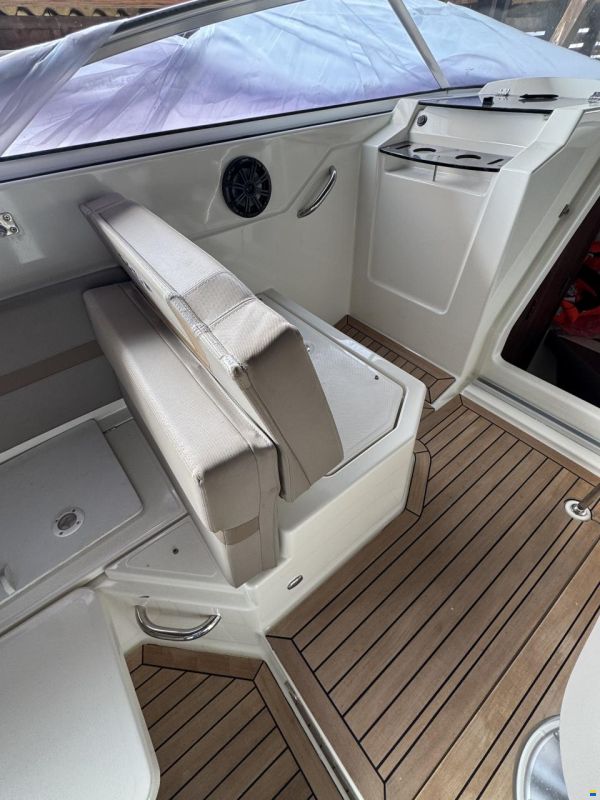 Quicksilver Activ 805 Cruiser