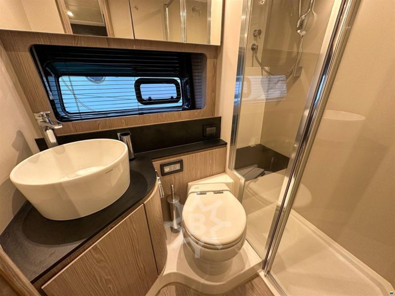 Azimut Atlantis 45