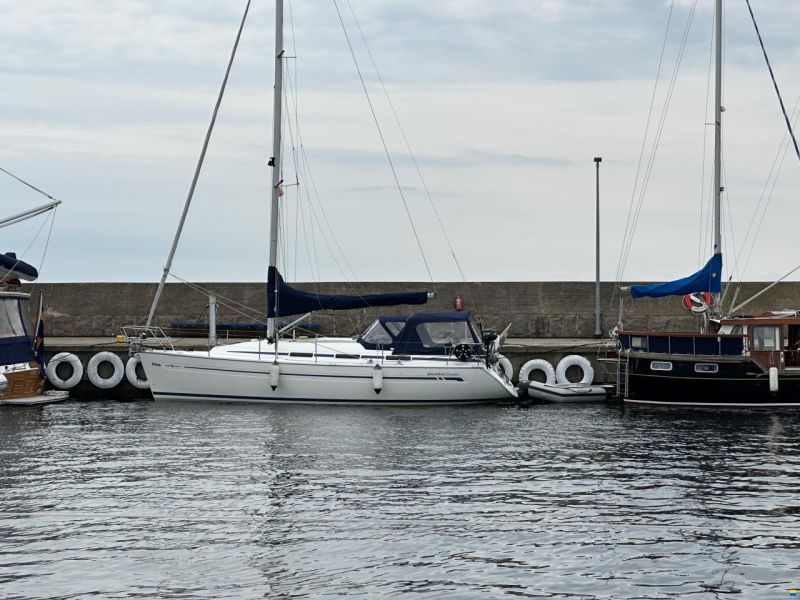 Bavaria 32