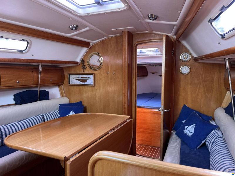 Bavaria 32