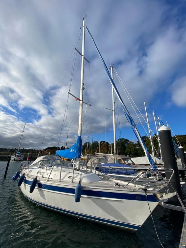 Hallberg-Rassy Hallberg Rassy 34