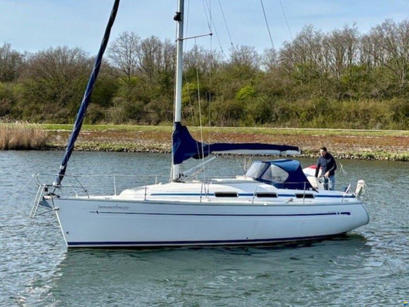 Bavaria 32