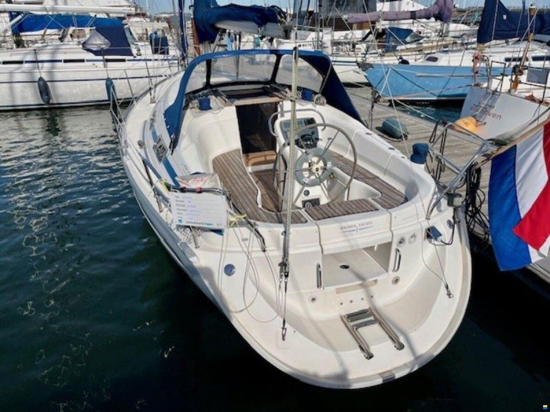 Bavaria 32