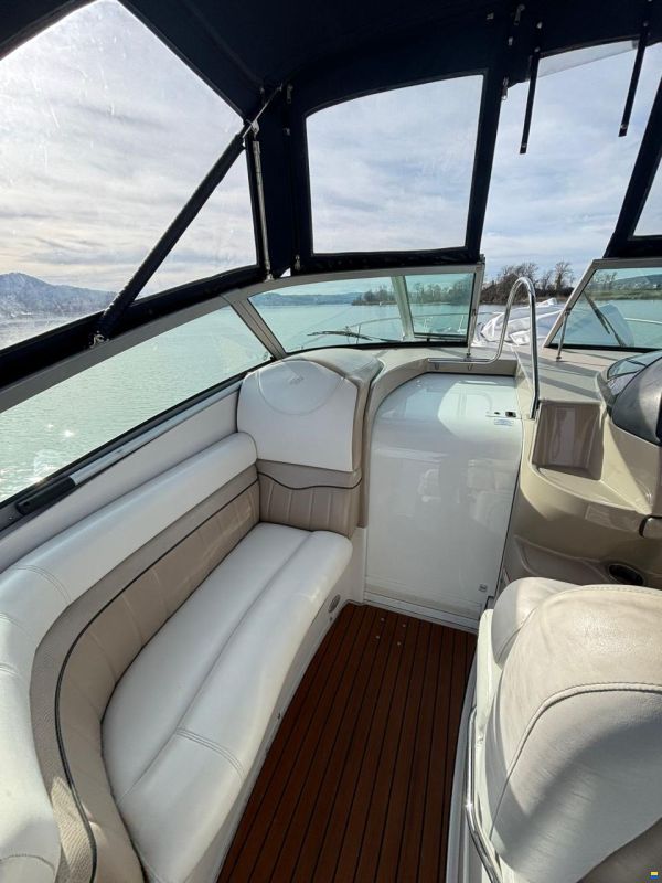 Four Winns Vista 318