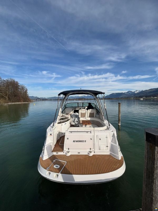 Four Winns Vista 318